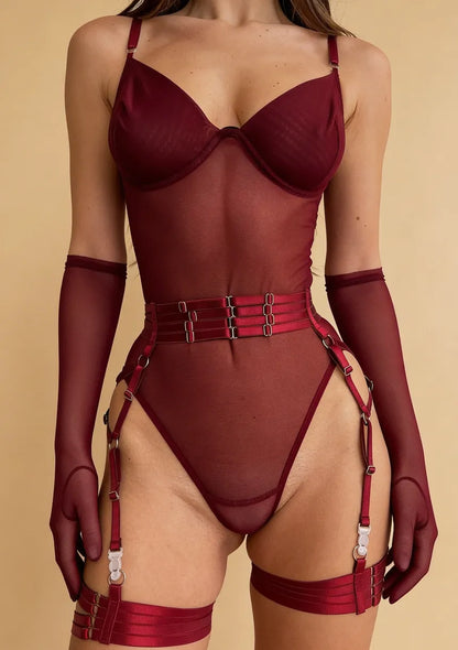 Body z regulowanymi ramiączkami