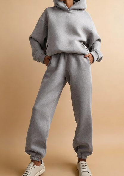 Luźny komplet sportowy