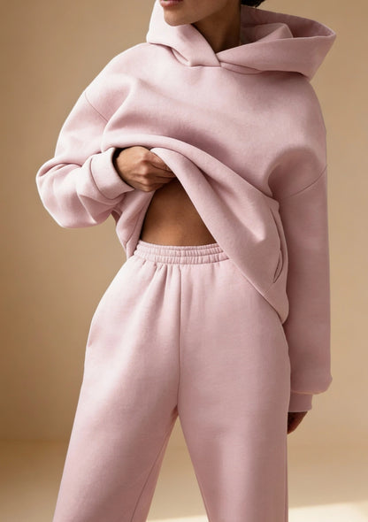 Luźny komplet sportowy