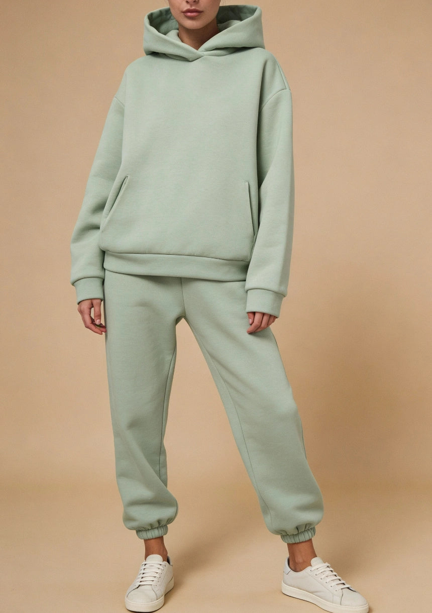 Luźny komplet sportowy