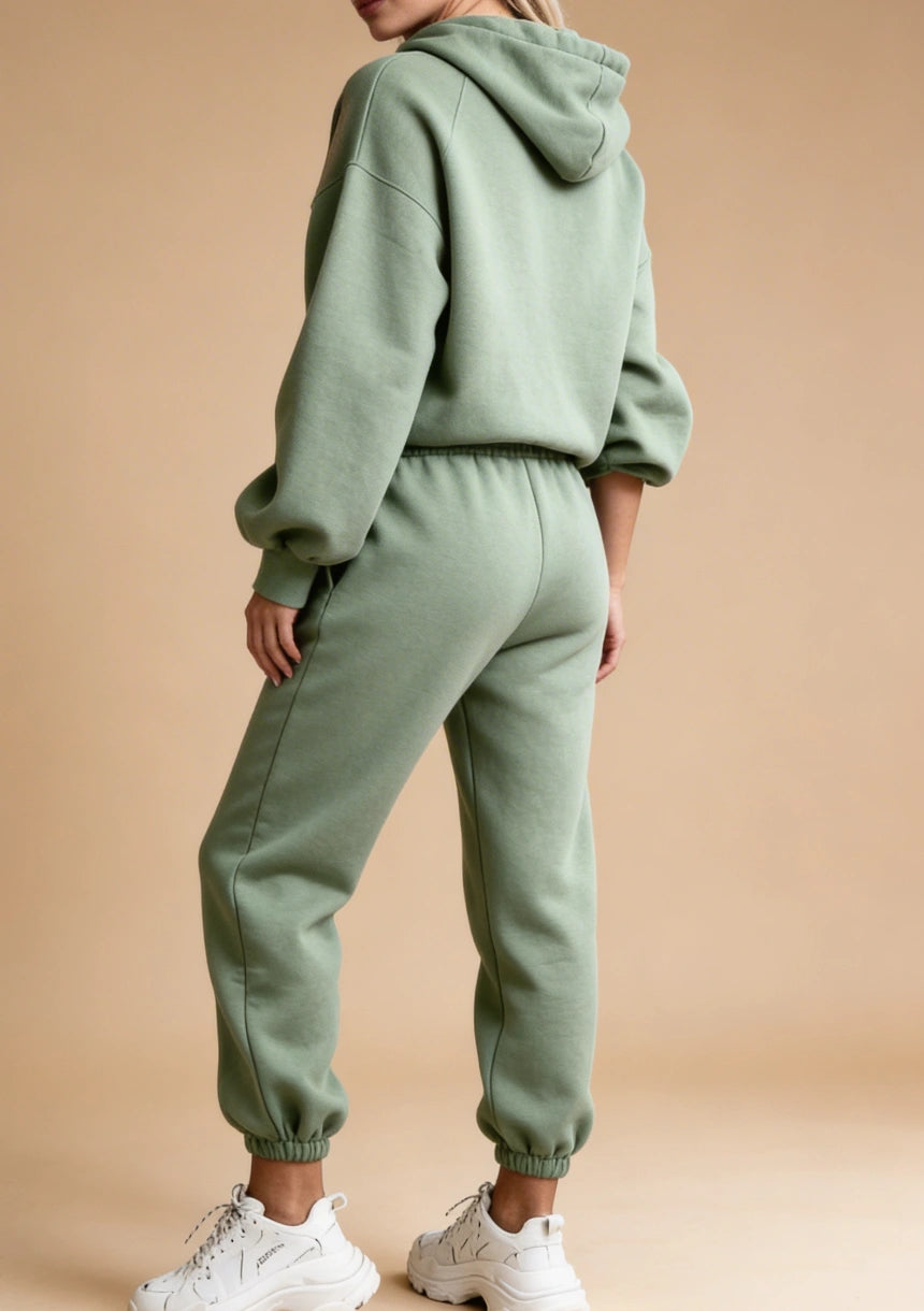 Dresowy komplet sportowy