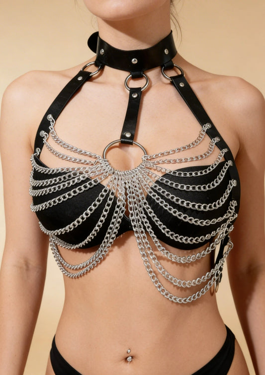 Harness na piersi z regulowanymi zapięciami