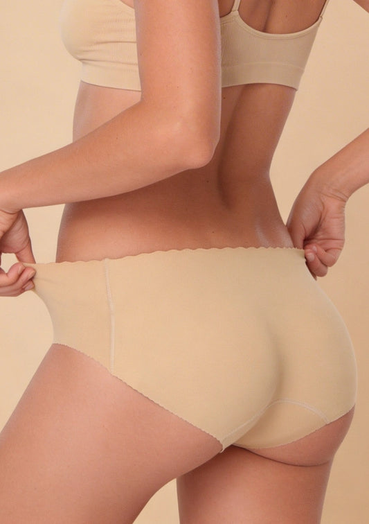 Majtki push-up z mocnym efektem