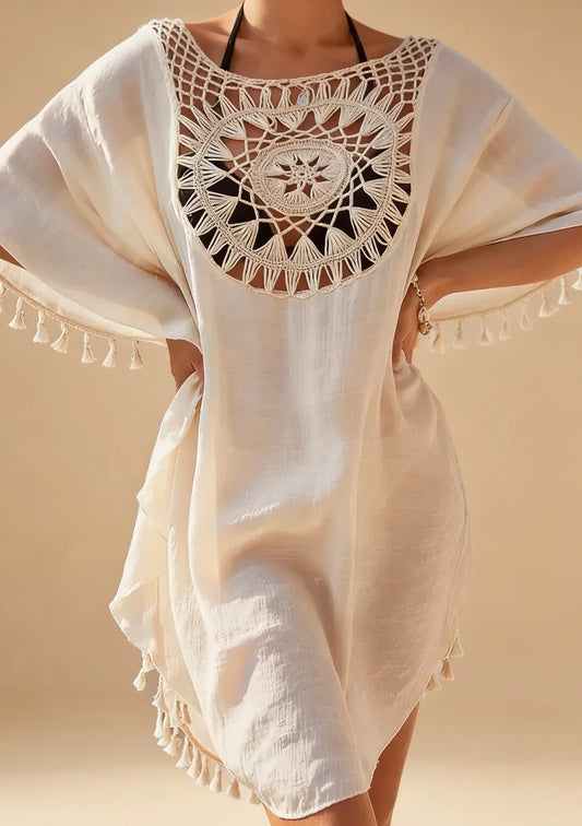 Krótka sukienka plażowa z haftem i frędzlami