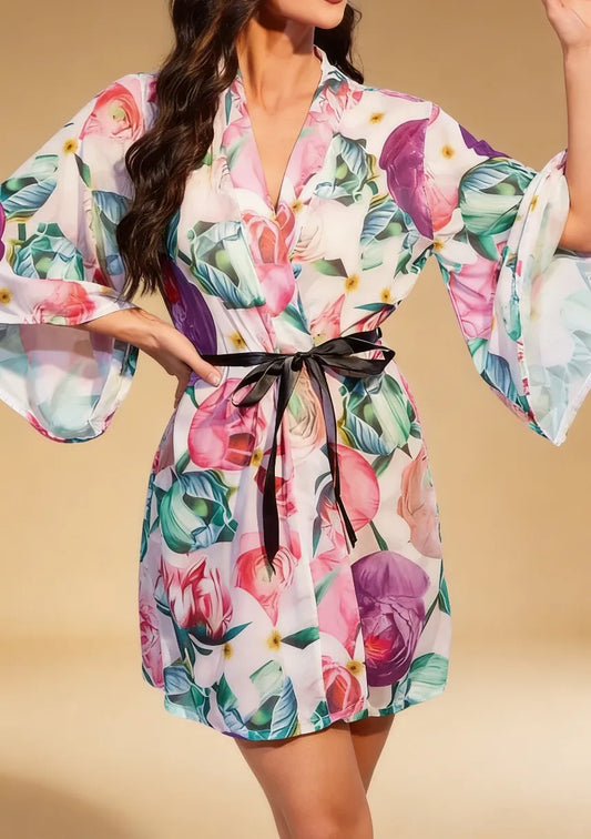 Peniuar damski z motywem kwiatów