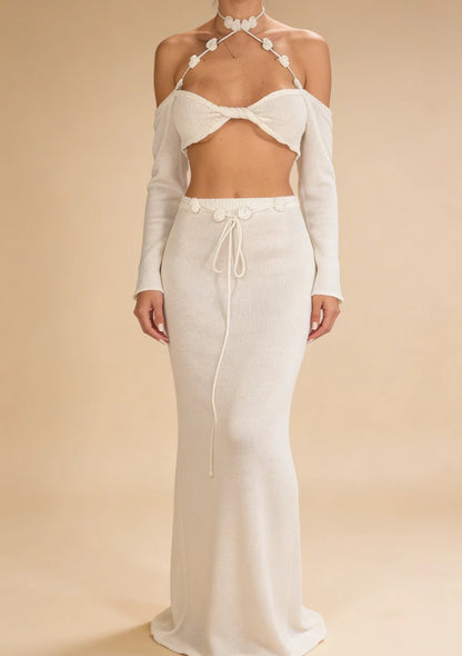 Dwuczęściowy komplet na plażę z topem z odkrytymi ramionami z rozporkiem.