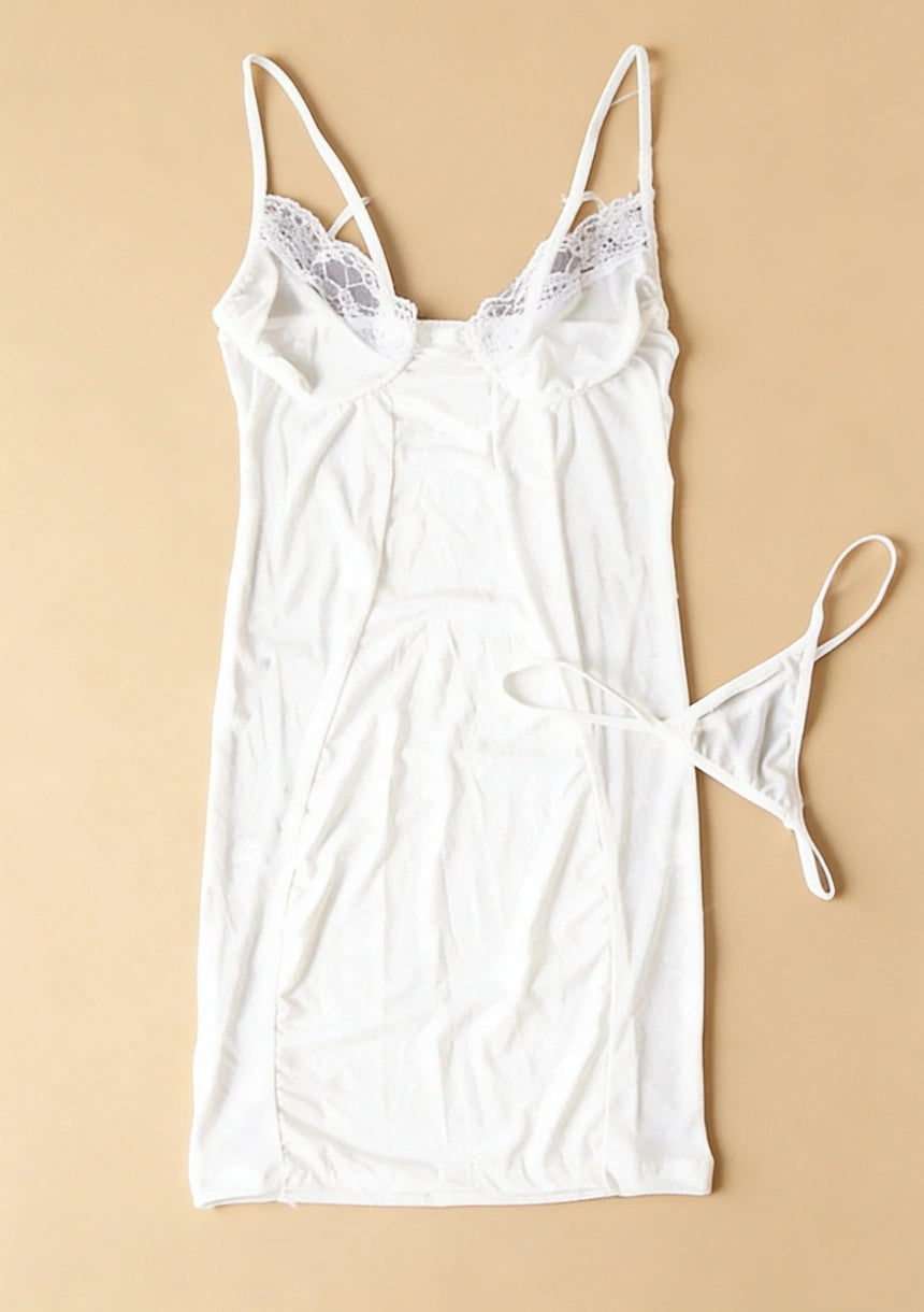 Koszula nocna obcisły krój
